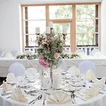 Schloss Prielau & Restaurants Hotel