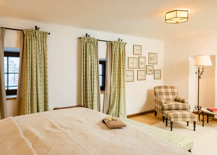 Hotel Schloss Prielau & Restaurants 4*