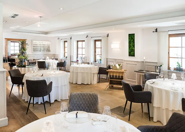 Hotel Schloss Prielau & Restaurants 4*