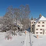 Hotel Schloss Prielau & Restaurants Zell am See